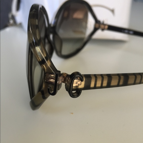 Just Cavalli Tiger striped Sunglasses ?